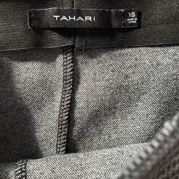 Tahari pull on style houndstooth trousers, size extra small - Picture 12 of 12